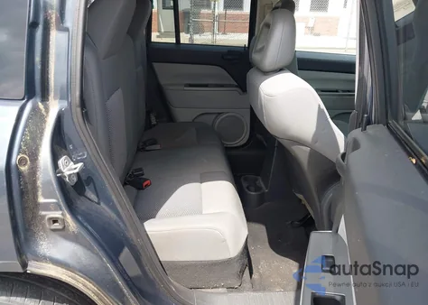 2007 Jeep Compass Sport z USA, uszkodzony, nr VIN 1J8FF47W17D597598